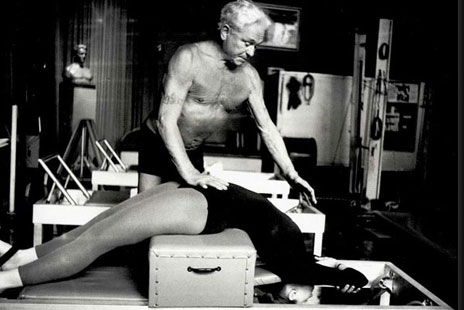 Joseph H. Pilates, creador del método Pilates